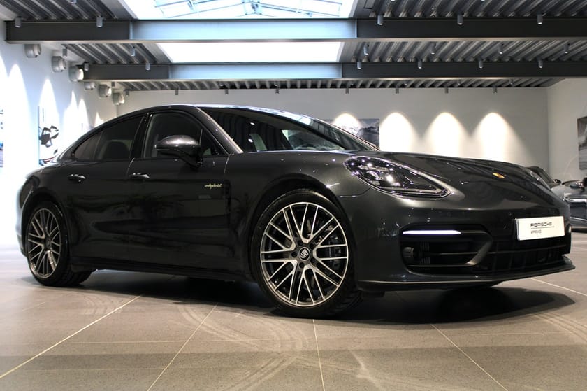 Bild 1 av Porsche Panamera 4 E-Hybrid 