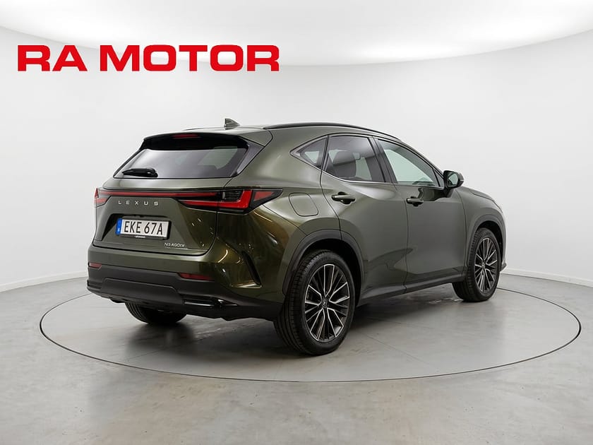Bild 5 av Lexus NX 450h+ 309hk E-CVT Luxury Line | HUD | Navi | 360° |