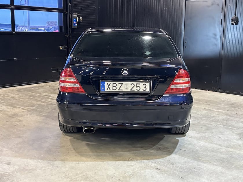 Bild 4 av Mercedes-Benz C 180 Kompressor (143hk) Aut / Classic / Sport Edition