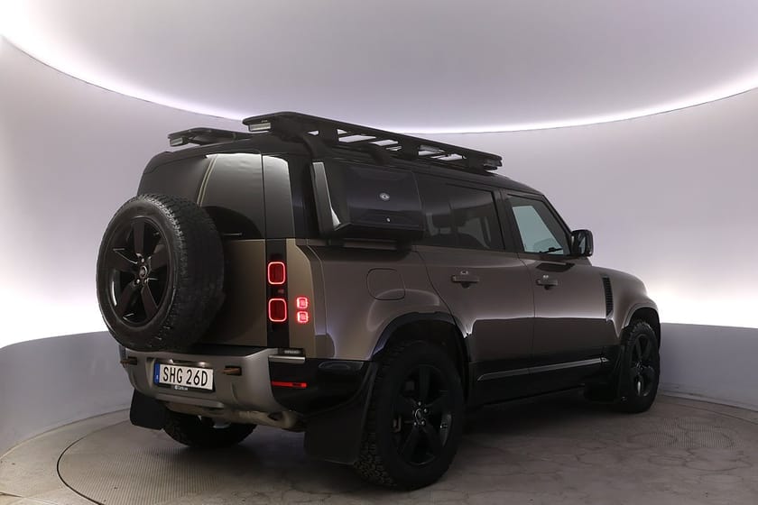 Bild 5 av Land Rover Defender P400e PHEV X-Dynamic Drag Pano Meridian