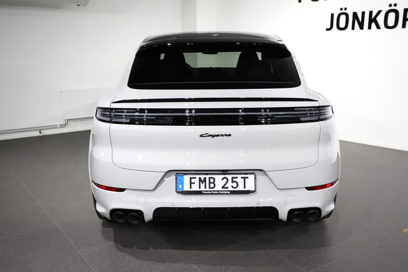 Bild 4 av Porsche Cayenne E-Hybrid Coupé Coupe Black Edition 470 hk