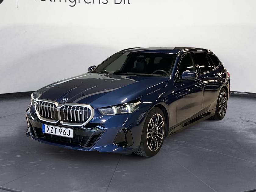Bild 1 av BMW i5 eDrive40 Touring M Sport Active Edition