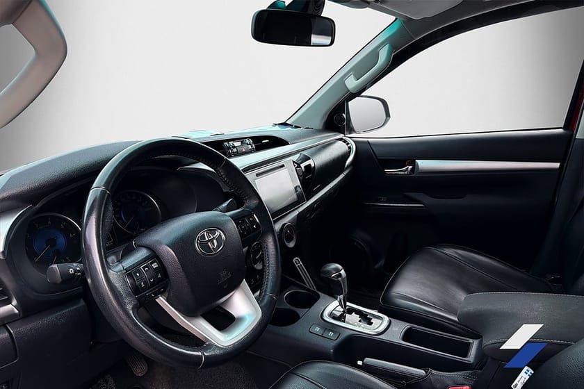 Bild 4 av Toyota Hilux Dubbelhytt 2.4 AWD Euro 6 Kamera Värmare Drag