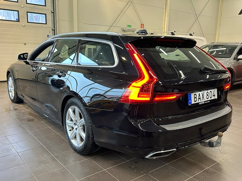 Bild 4 av Volvo V90 D3 Geartronic R-Design Värmare/Drag/Kamera/Navi/H/K/VOC