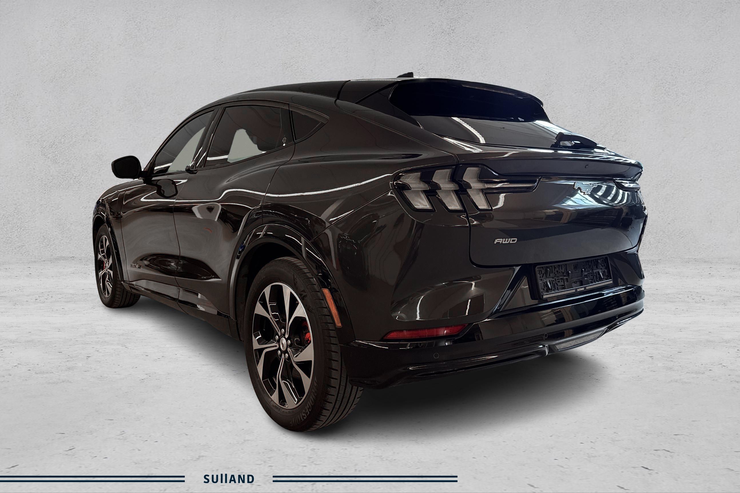 Thumnail bilde 2 av Ford Mustang Mach-E Long Range AWD
