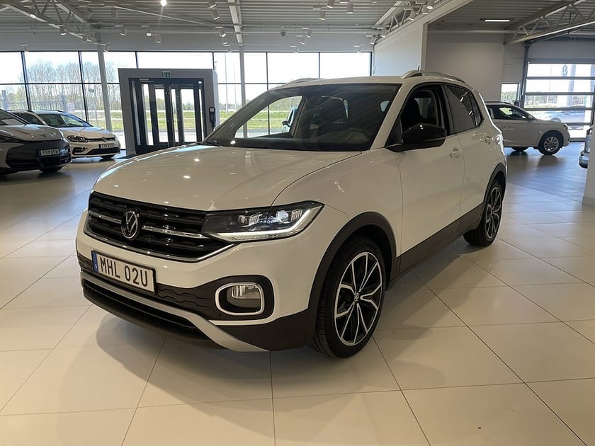 Bild 4 av Volkswagen T-Cross GT TSI 110 DSG7 Designpaket Black
