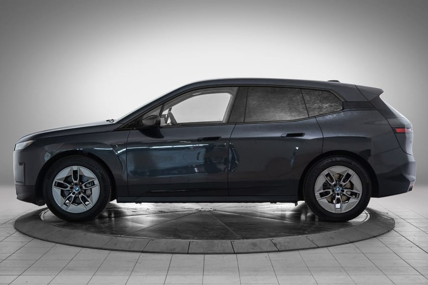 Bilde 2 av BMW iX xDrive40 Charged Plus