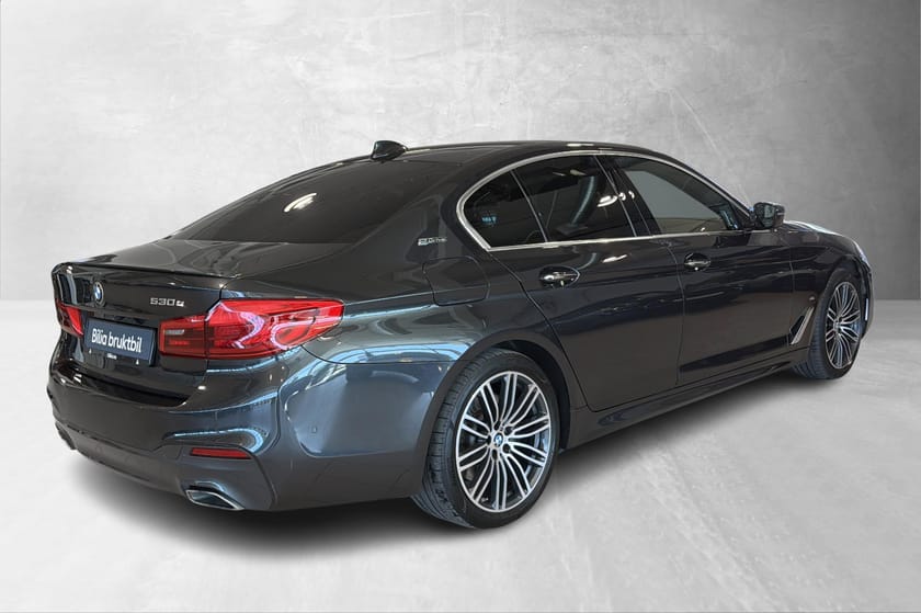 Bilde 2 av BMW 530e iPerformance Sedan Comfortseter/AdaptivCruise/HeadUp/Soltak/NyligEUOK/
