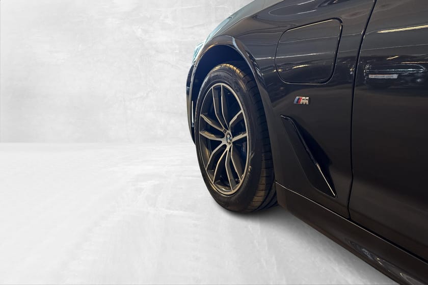 Bilde 2 av BMW 530e xDrive Sedan M-Sport, Soltak, Innbyttekampanje!