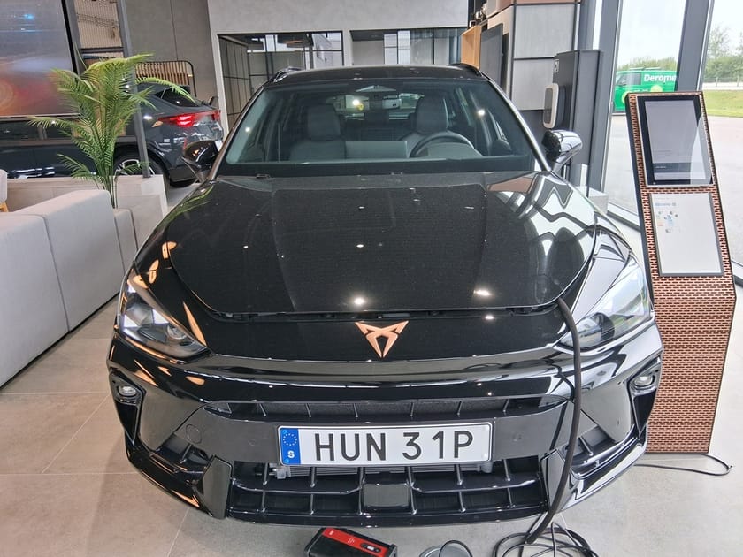 Bild 2 av CUPRA Leon Sportstourer e-Hybrid 1.5 204 DSG (PLUG