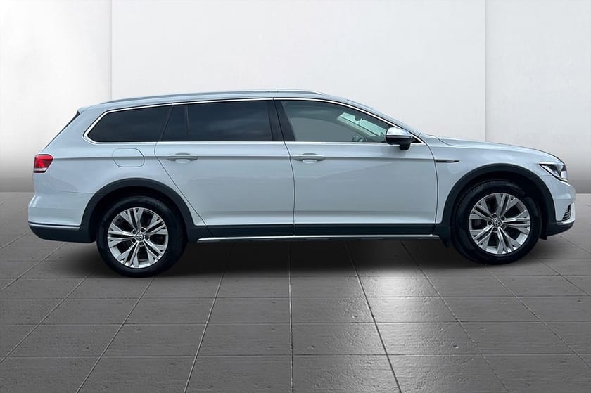 Bild 5 av Volkswagen Passat Alltrack 2.0 TDI 4M Drag Läder Cockpit Kamera Värmare MOMS