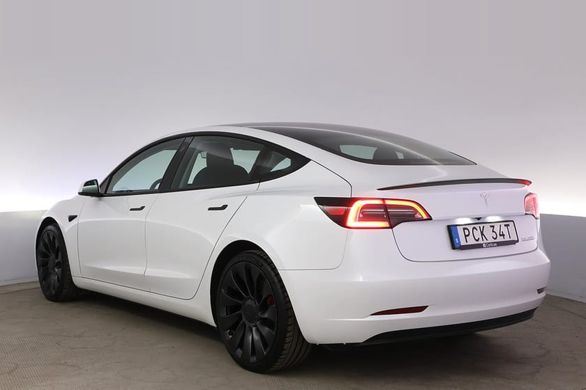 Bild 4 av Tesla Model 3 Performance AWD Refresh Autopilot Panorama