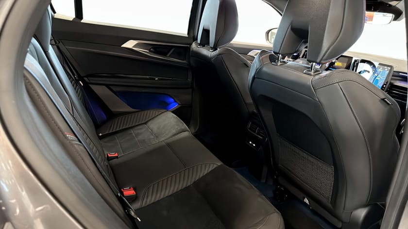 Bild 5 av Renault Rafale E-Tech 4x4 ESPRIT ALPINE EDITION 300 PLUG-I