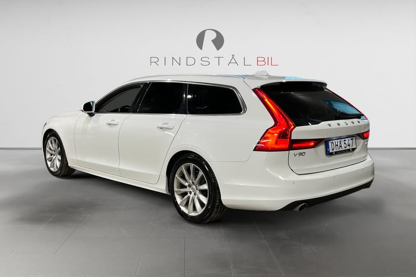 Bild 5 av Volvo V90 D3 150 HK AUT AWD MOMENTUM DRAG D-VÄRM VOC KAMREM BYTT