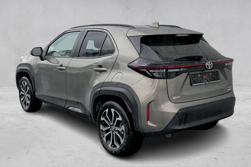 Bilde 3 av Toyota Yaris Cross Hybrid 115 AWD-i Active - LED - Adaptiv cruise - Ryggekam.