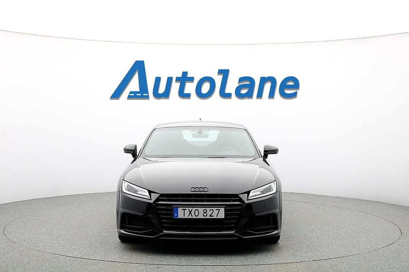 Bild 3 av Audi TT Coupé 1.8 TFSI Manuell S-Line, Cockpit, 19" 180hk
