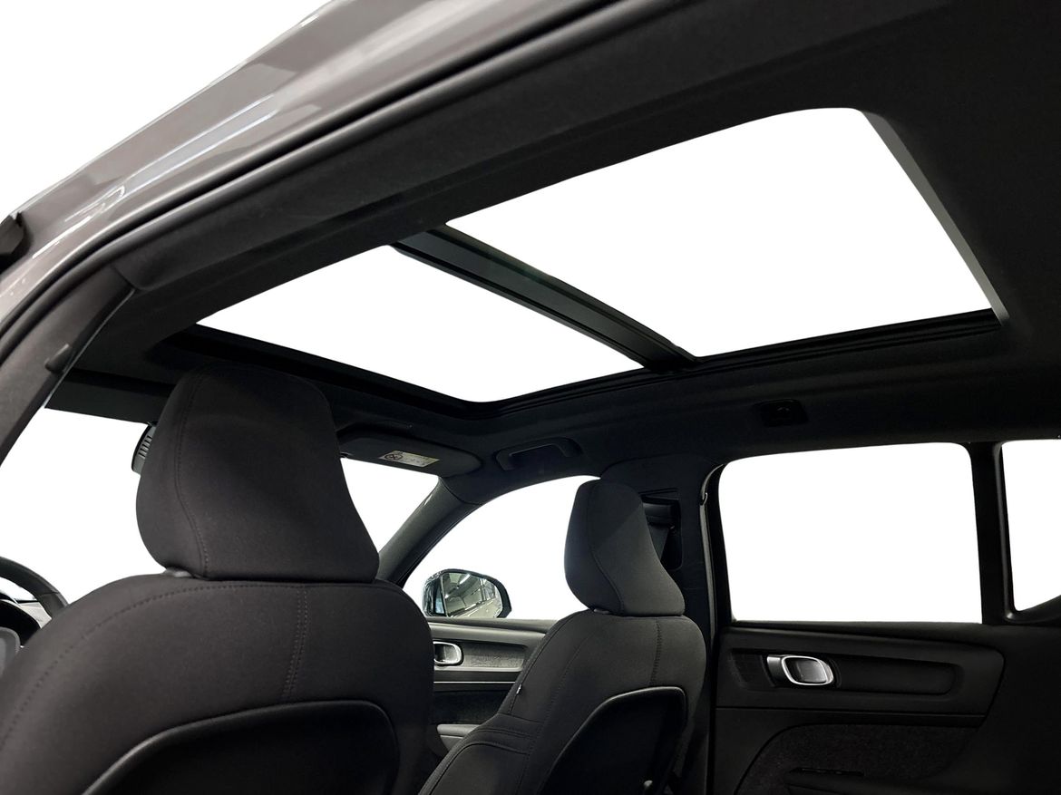 Volvo XC40 2024 - miniatyr 10