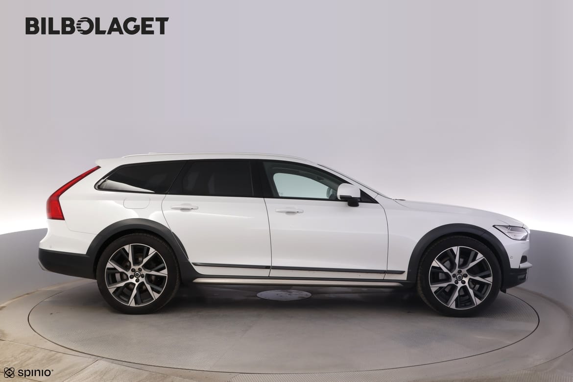 Volvo V90 2018 - miniatyr 2