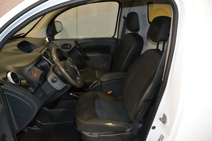 Bild 4 av Renault Kangoo Express Maxi 1,5 dCi Manuell Navi Drag 90hk