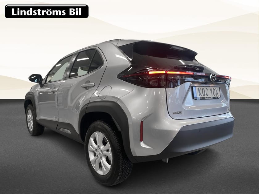 Bild 4 av Toyota Yaris Cross Hybrid 130 AWD-i Active Plus Säkerhetspaket 1.5 131hk S&V-Hjul Moms