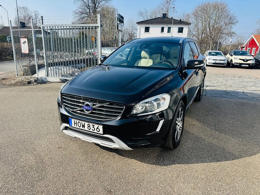 Bild 2 av Volvo XC60 D4 AWD 181HK AUTOMAT SUMMUM / NAVI / VÄRMARE