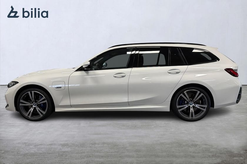 Bild 3 av BMW 330e Touring M-sport Pro | HiFi | 19" | Farthållare