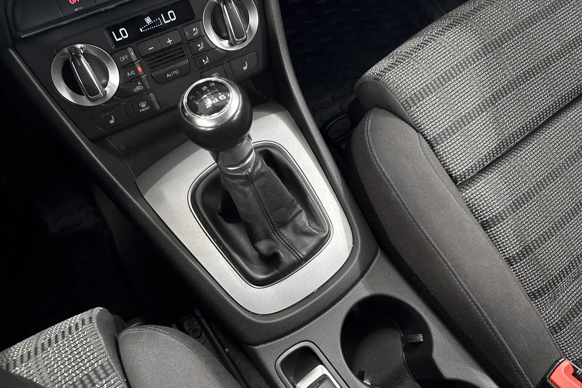picture of a car