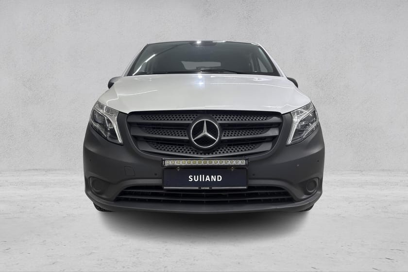 Bilde 2 av Mercedes-Benz Vito 119 BlueTEC 4x4 3.2t 119CDI 190HK / 4Matic / Webasto / Skinn / 3 seter
