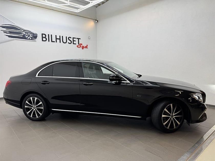Bild 2 av Mercedes-Benz E 300 e 320hk Avantgarde Värmare/Navi/Bkamera/Ambient