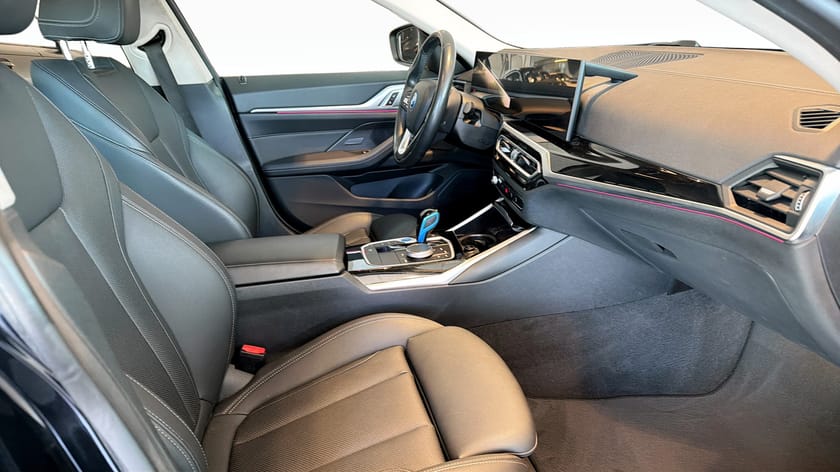 Bild 3 av BMW i4 eDrive40 Gran Coupé Rattvärme Dragkrok Park Assist