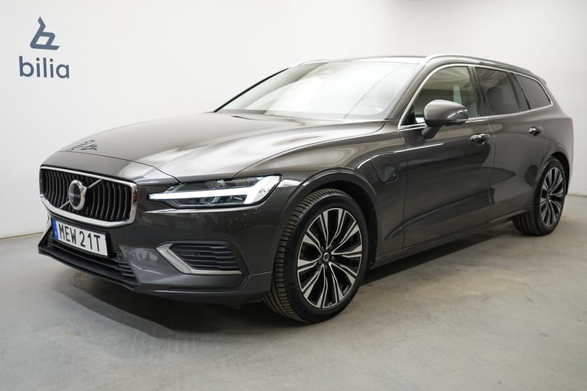 Bild 1 av Volvo V60 Recharge T6 Core Edition, Dragkrok, Baklucka elmanövrerad