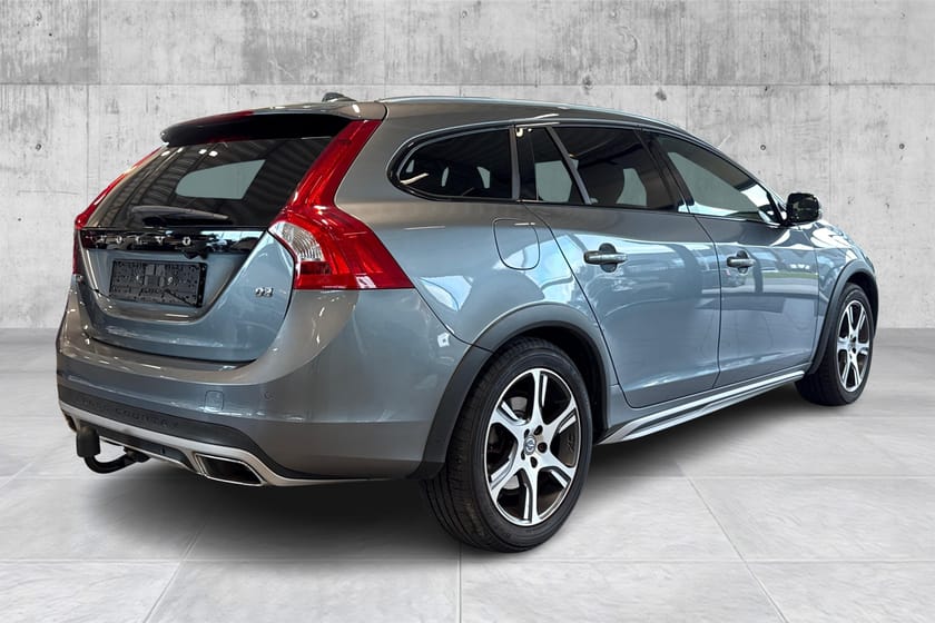 Bilde 5 av Volvo V60 Cross Country D3 Summum/Krok/Tek.pk PRO/VOC/R.kam/Navi PRO+++
