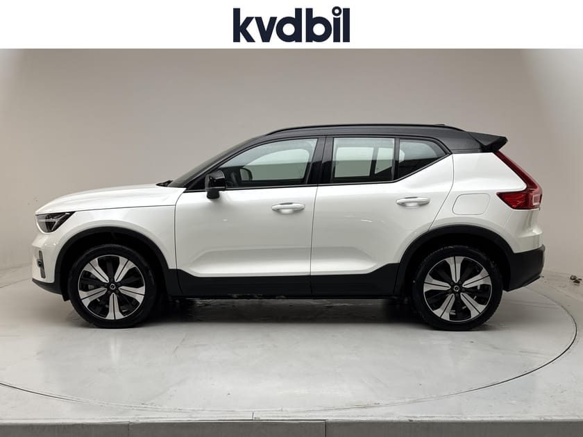 Bild 2 av Volvo XC40 Recharge Single Motor P6 (231hk) Plus Navi Värmare Kamera