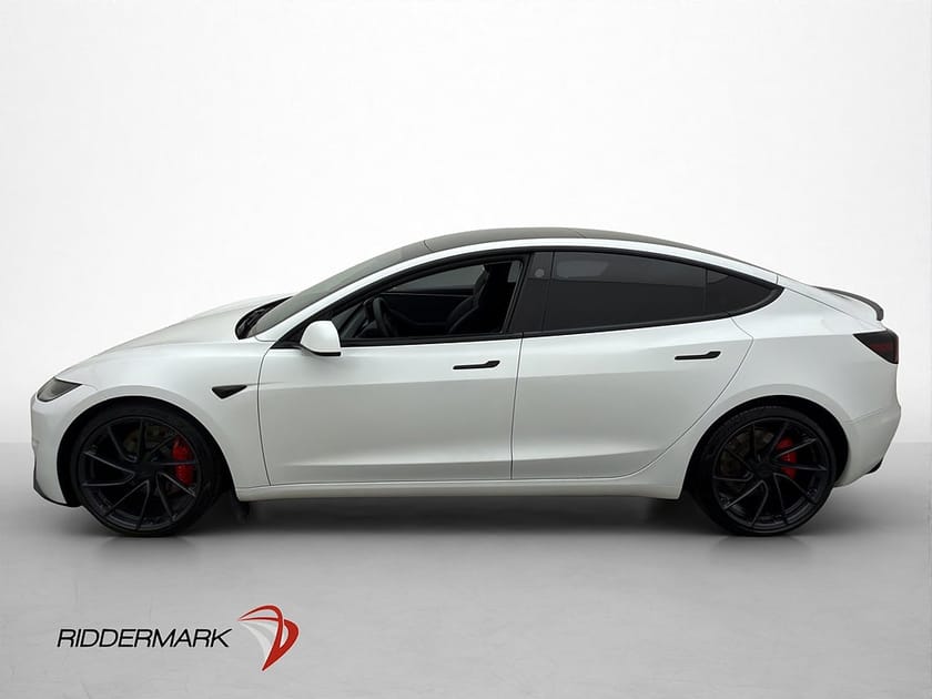 Bild 5 av Tesla Model 3 Performance Värmepump Panorama Skärm bak