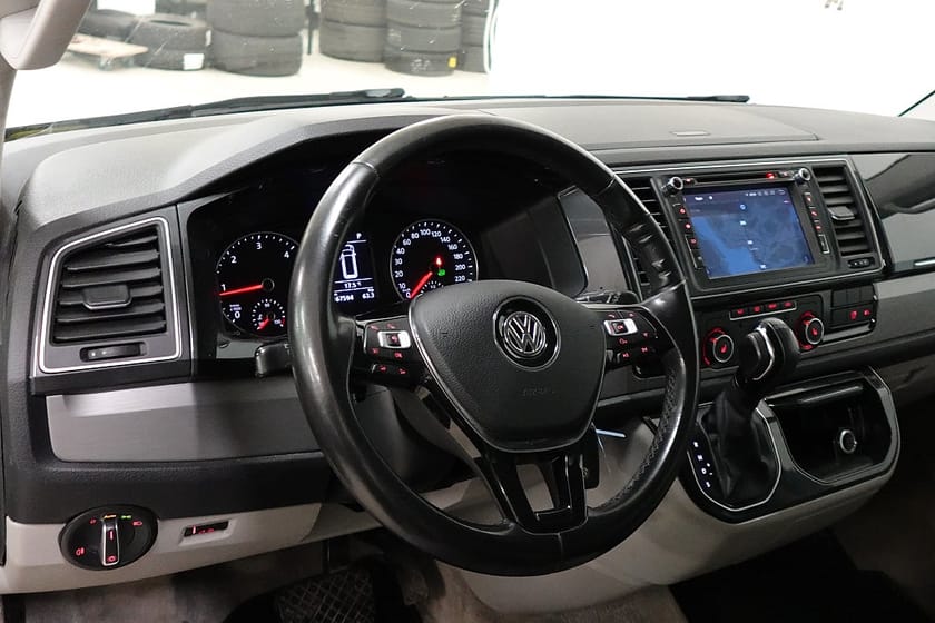 Bild 5 av Volkswagen Multivan 2.0 TDI BMT Comfortline 7-Sits Kamera P-värme Adap-Fart