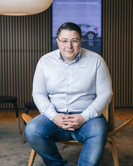 OLIVIER LANGENFELD - Personlig Bilrådgivare