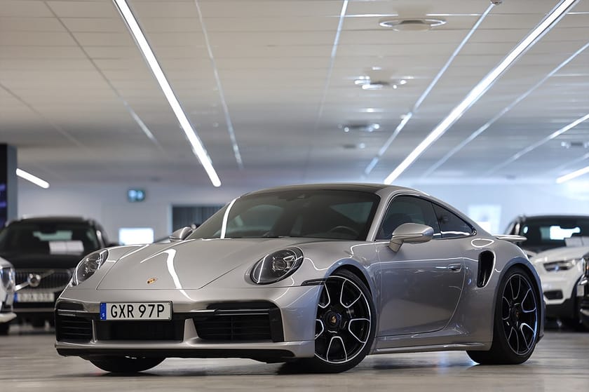 Bild 3 av Porsche 911 Turbo S Coupé SportDesign IPE HCP Avgas Burmester