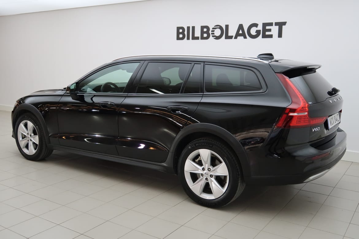 Volvo V60 2024 - miniatyr 3
