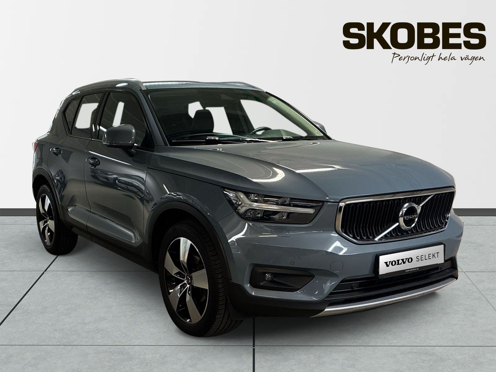 Volvo XC40 T3 FWD aut Momentum Advanced Edt