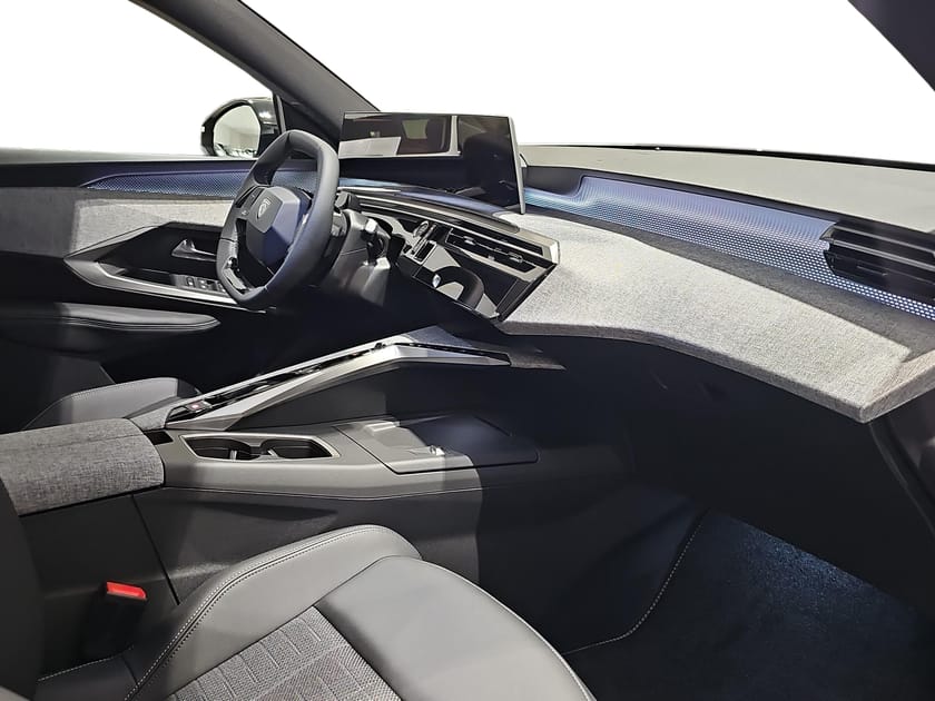 Bild 4 av Peugeot 5008 Plug-In Hybrid GT PHEV (85km) 225hk AUT - DEMOBIL