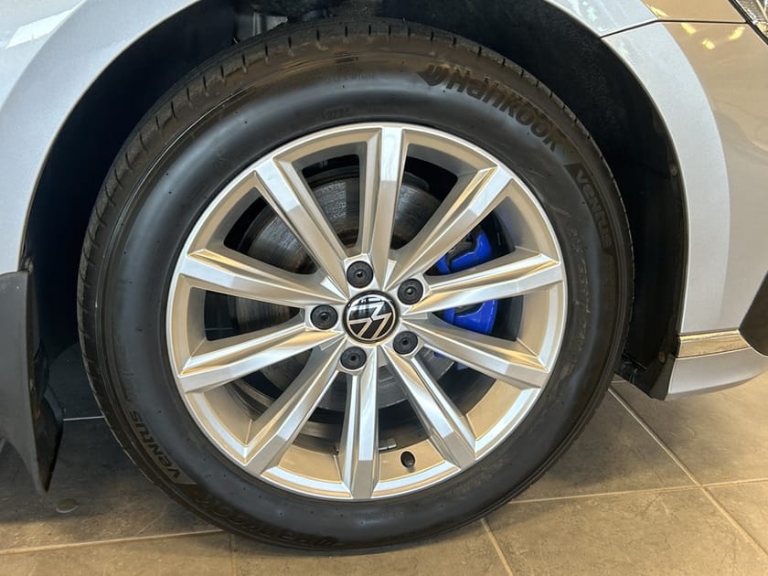 Bild 3 av Volkswagen Passat Sportscombi GTE 1.4 TSI 218hk Aut/Drag