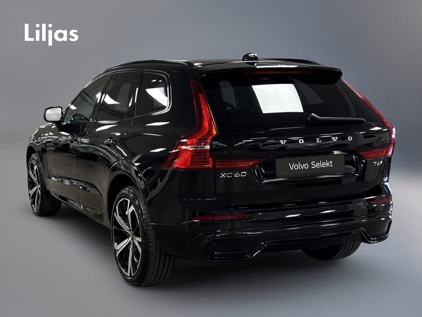 Bild 4 av Volvo XC60 T6 AWD Plus Dark Edition//Dragkrok//