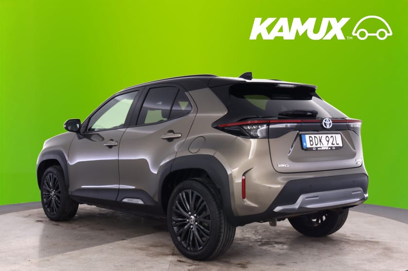 Bild 5 av Toyota Yaris Cross Hybrid AWD-i Adventure Plus Panorama JBL Navi HUD