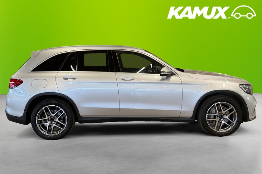 Bild 2 av Mercedes-Benz GLC 220 d 4MATIC AMG Pano Kamera Burmester Drag