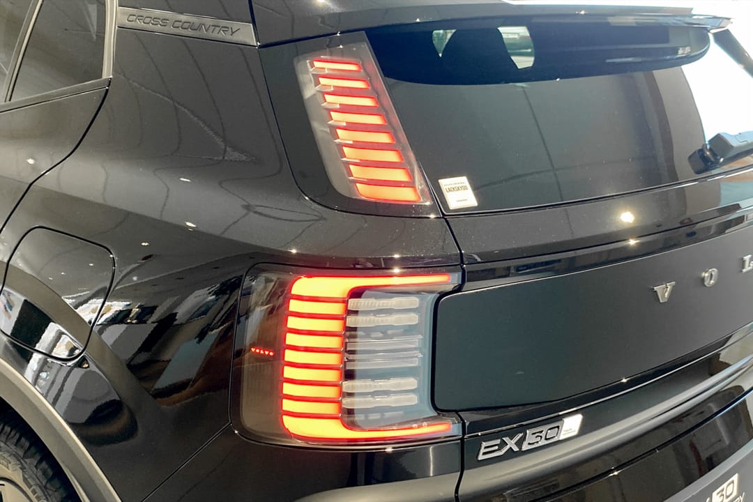 Volvo EX30 Cross Country Twin Motor Performance