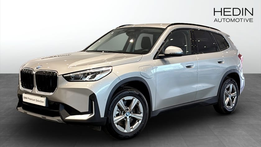 Bild 1 av BMW X1 xDrive25e xDrive 25e Tonade rutor, Rattvärme