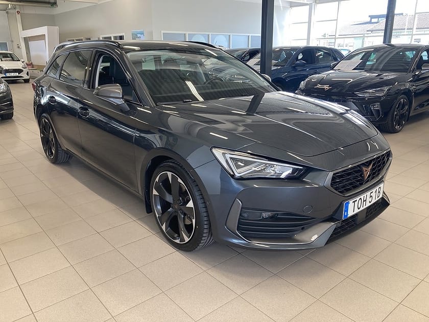 Bild 1 av CUPRA Leon Sportstourer ST 1,5ETSI 150HK DSG Drag Backkamera
