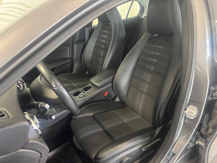 Bild 5 av Mercedes-Benz GLA 200 URBAN LINE BACKKAMERA Euro 6