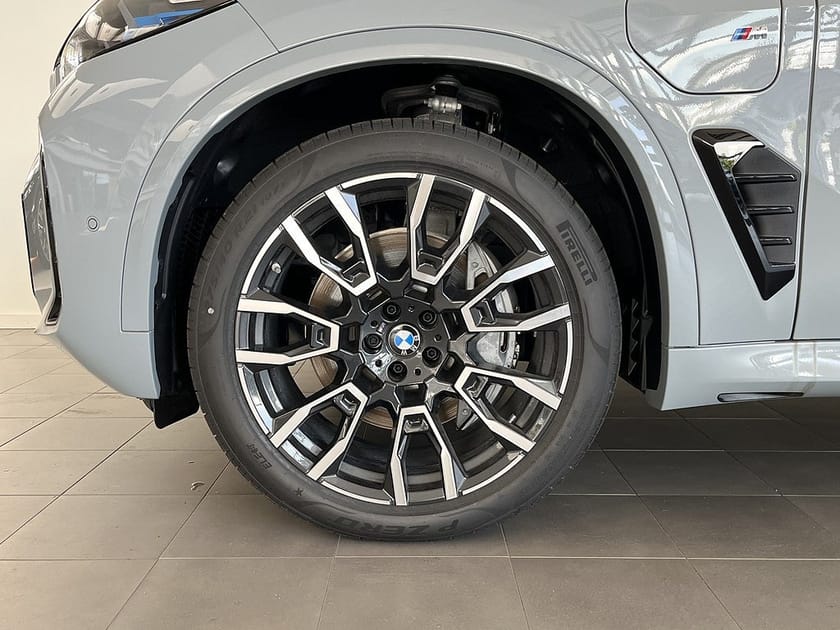 Bild 4 av BMW X5 xDrive50e 2,95%ränta M Sport H/K 21" Dragkrok Panorama