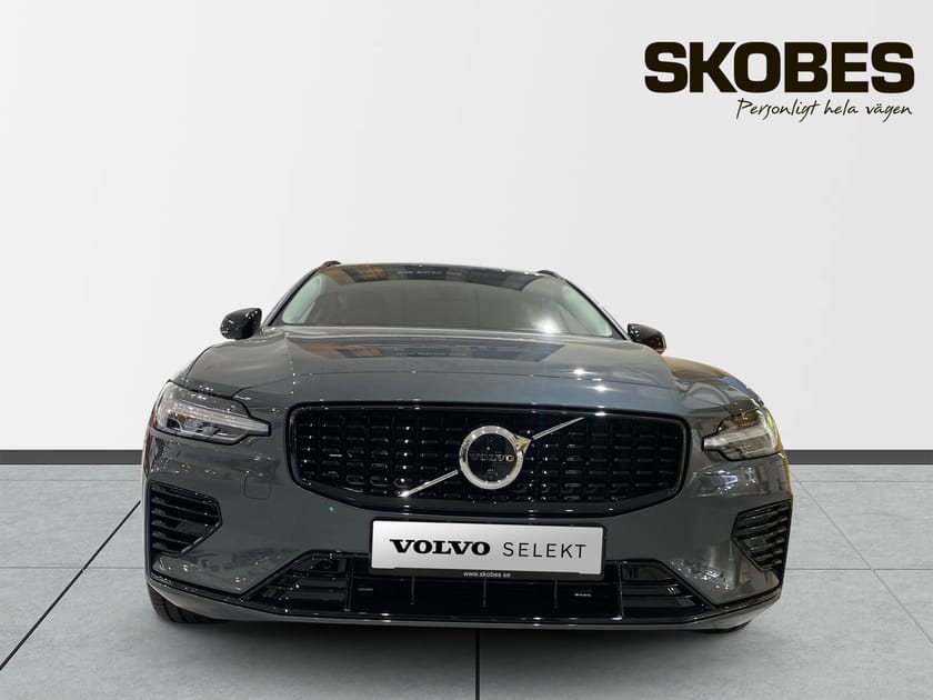 Bild 3 av Volvo V60 T6 Plus Dark Nordic Edition NY BIL, 360-Kamera, H/K Ljud, 19 Fälgar